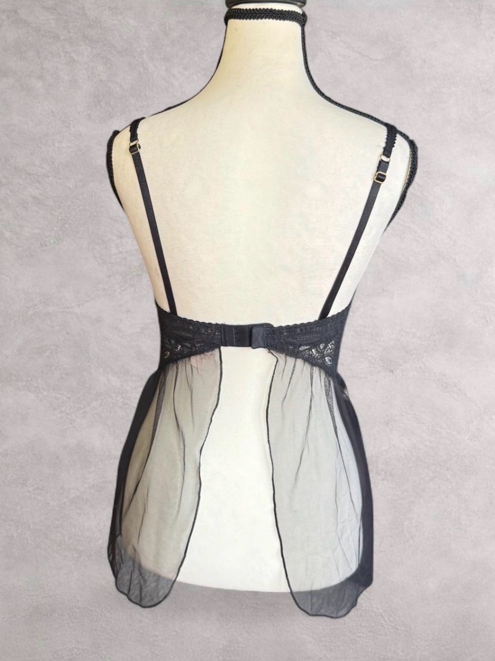 Victoria’s Secret Black Lace Sheer Babydoll Gold Charm Lingerie - 32B - Picture 4 of 10